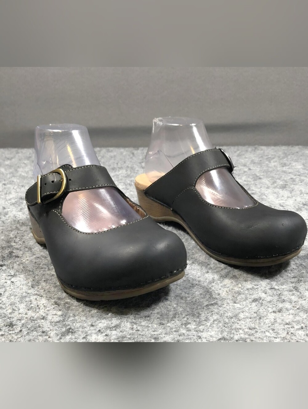 Dansko Martina Mary Jane Clogs Slip On Shoes Women's 36/6 Oiled Black Leather
